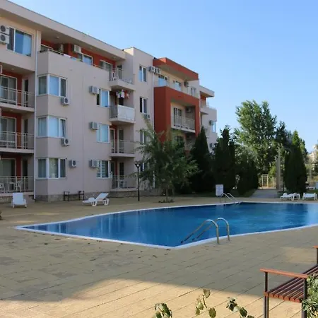Nessebar Fort Club Grand Resort شقة فندقية *